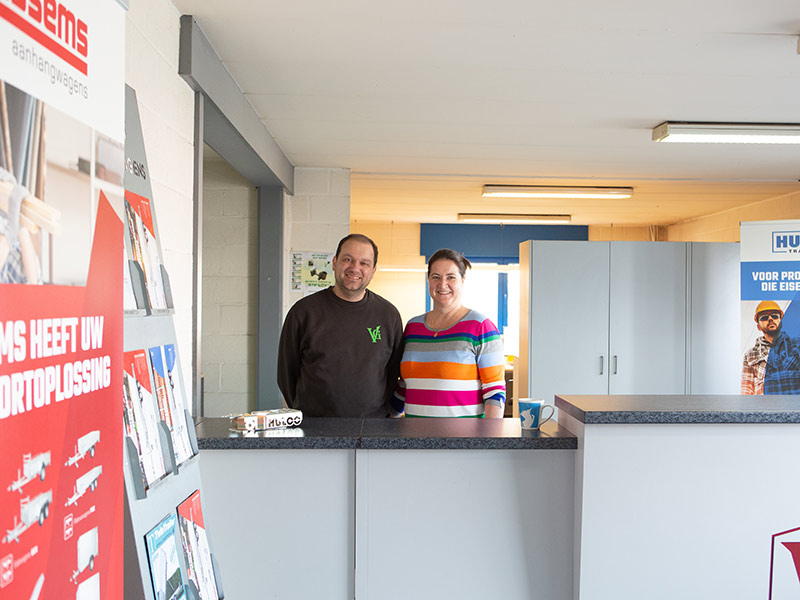 Van Geel aanhangwagens - contacteer ons